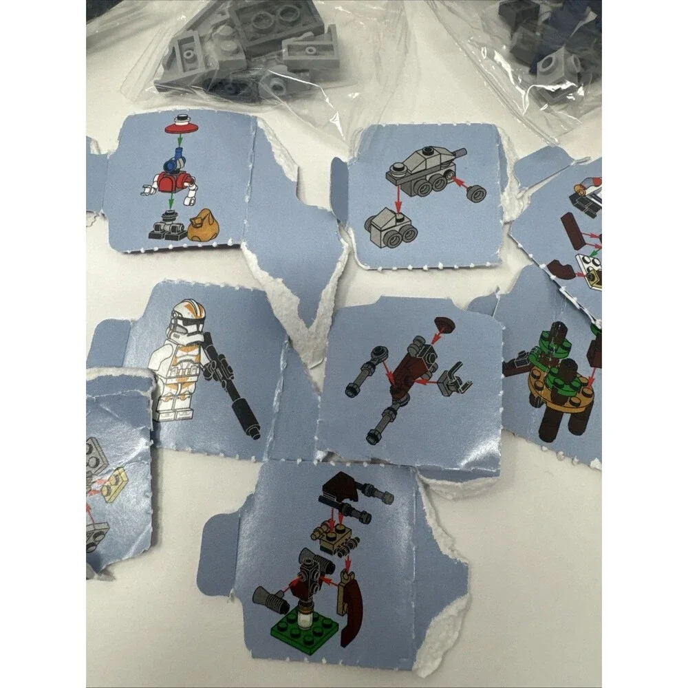 Lot 8 LEGO Star Wars Christmas 2023 Advent Calendar Minifigures 75366 plus more